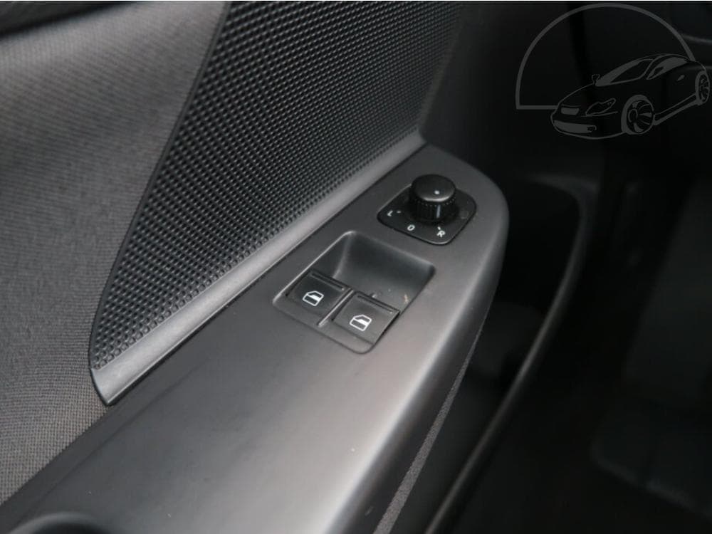 2005 Volkswagen GOLF - 14