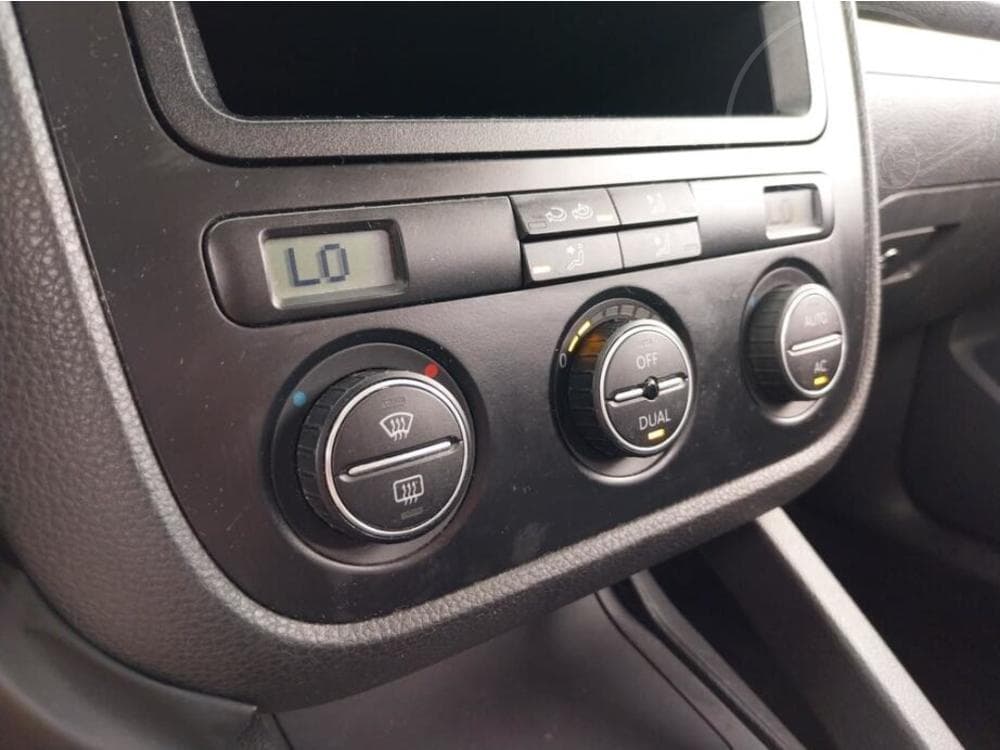 2009 Volkswagen GOLF - 13