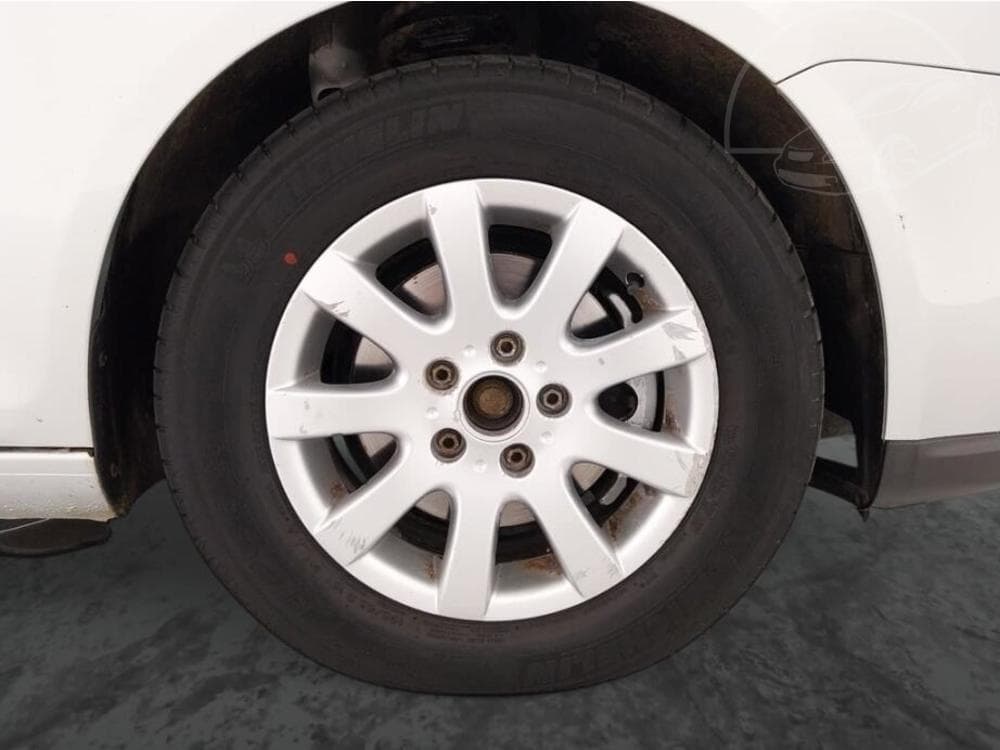 2009 Volkswagen GOLF - 15