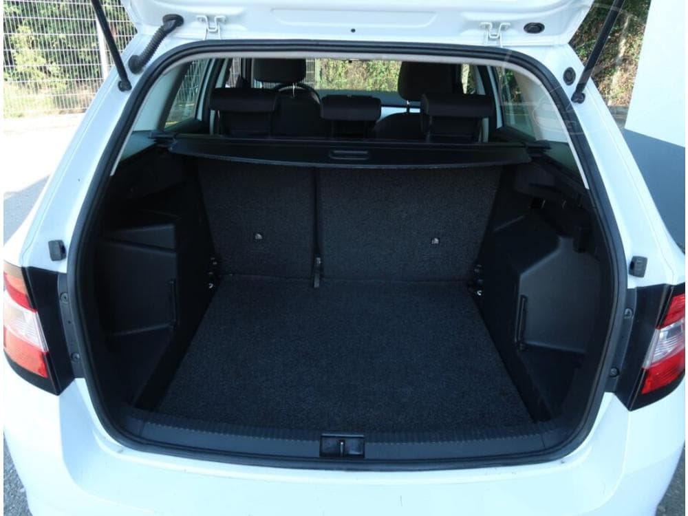 2016 Škoda FABIA - 13