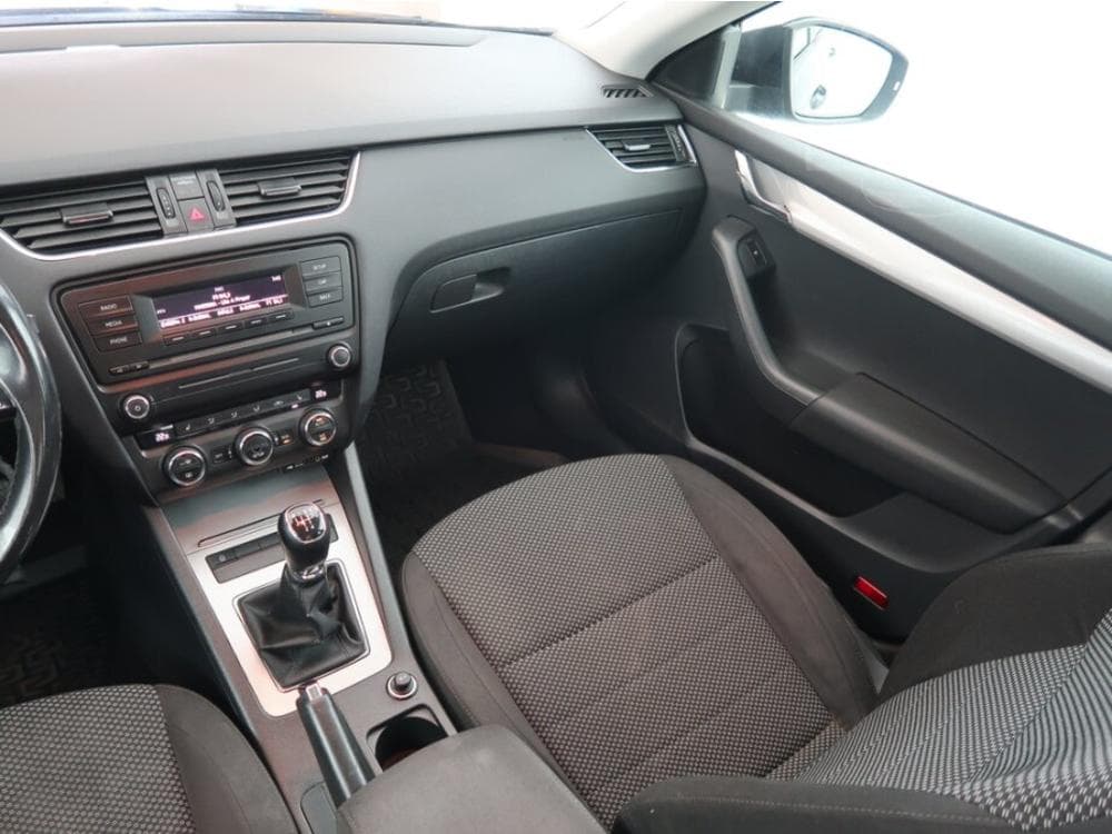 2014 Škoda OCTAVIA - 8