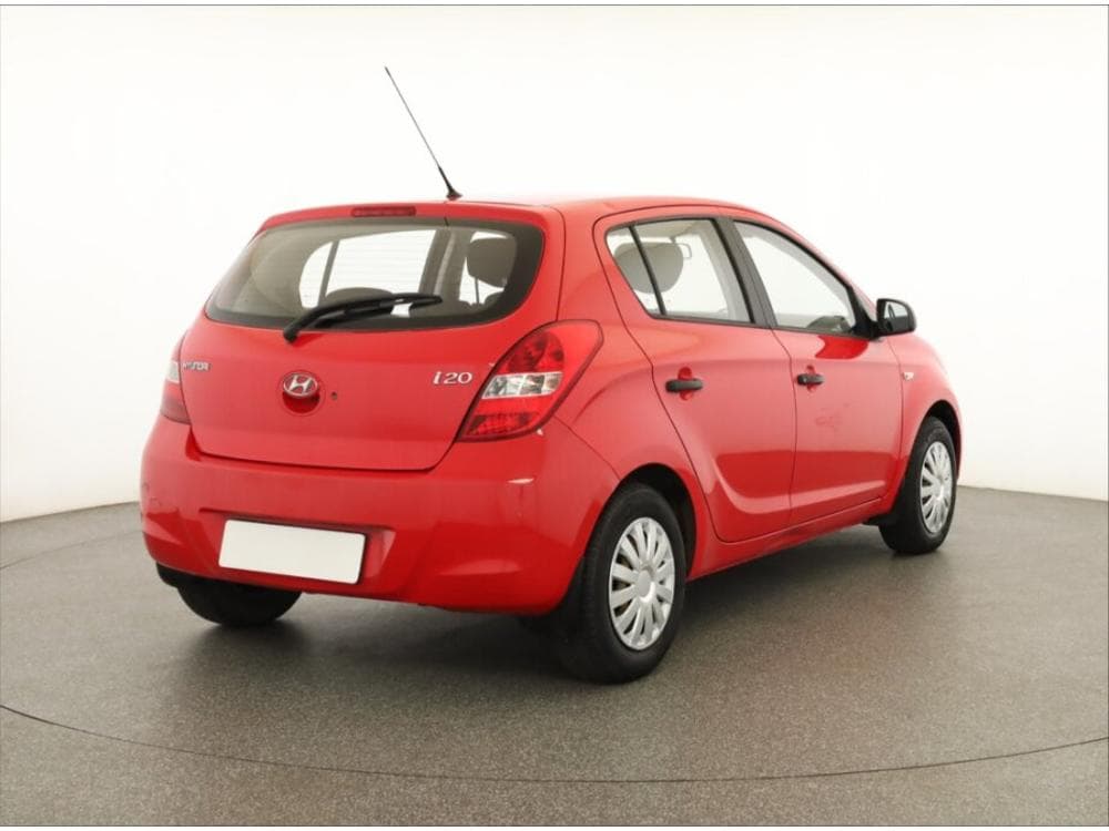 2010 Hyundai i20 - 5