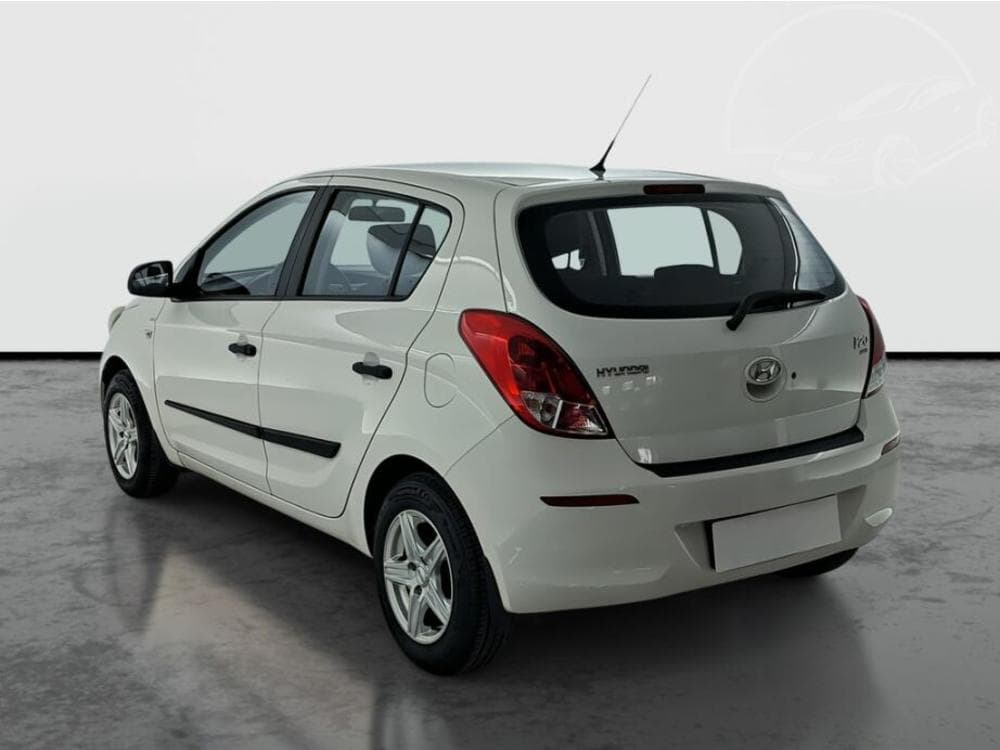 2013 Hyundai i20 - 4