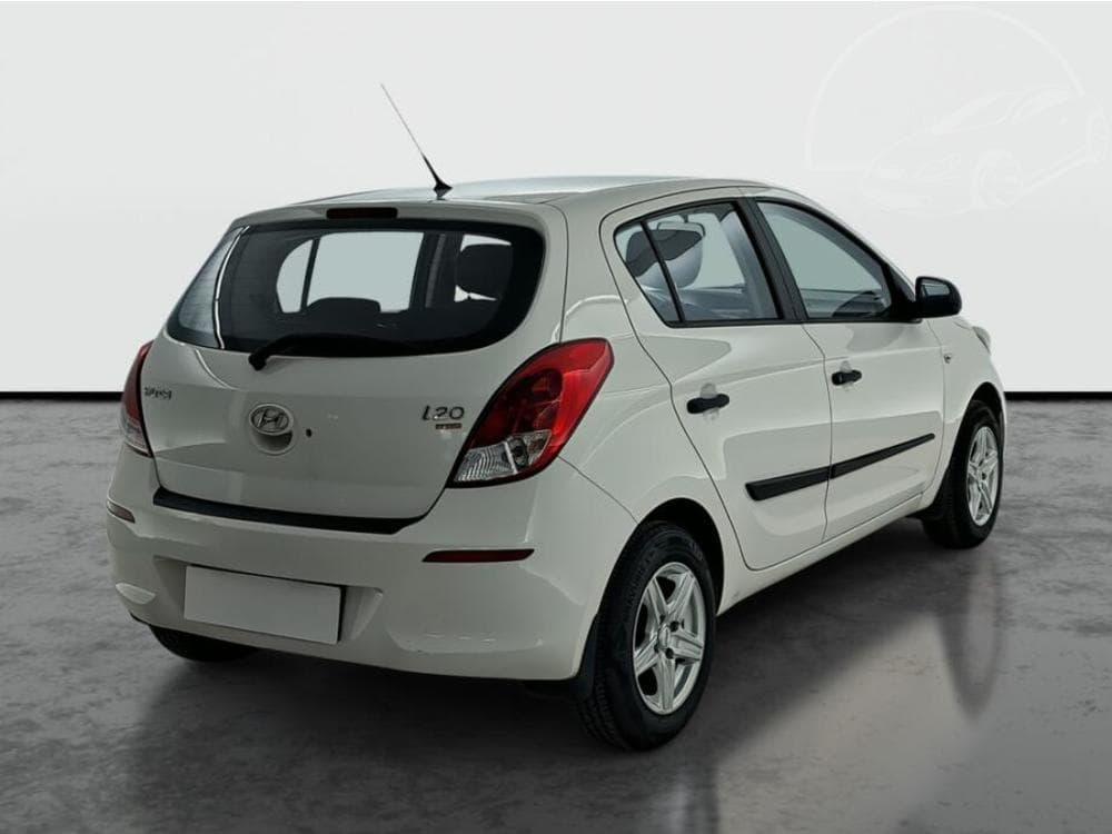 2013 Hyundai i20 - 5