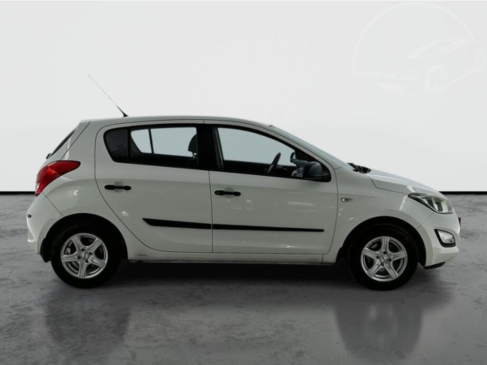 2013 Hyundai i20 - 6
