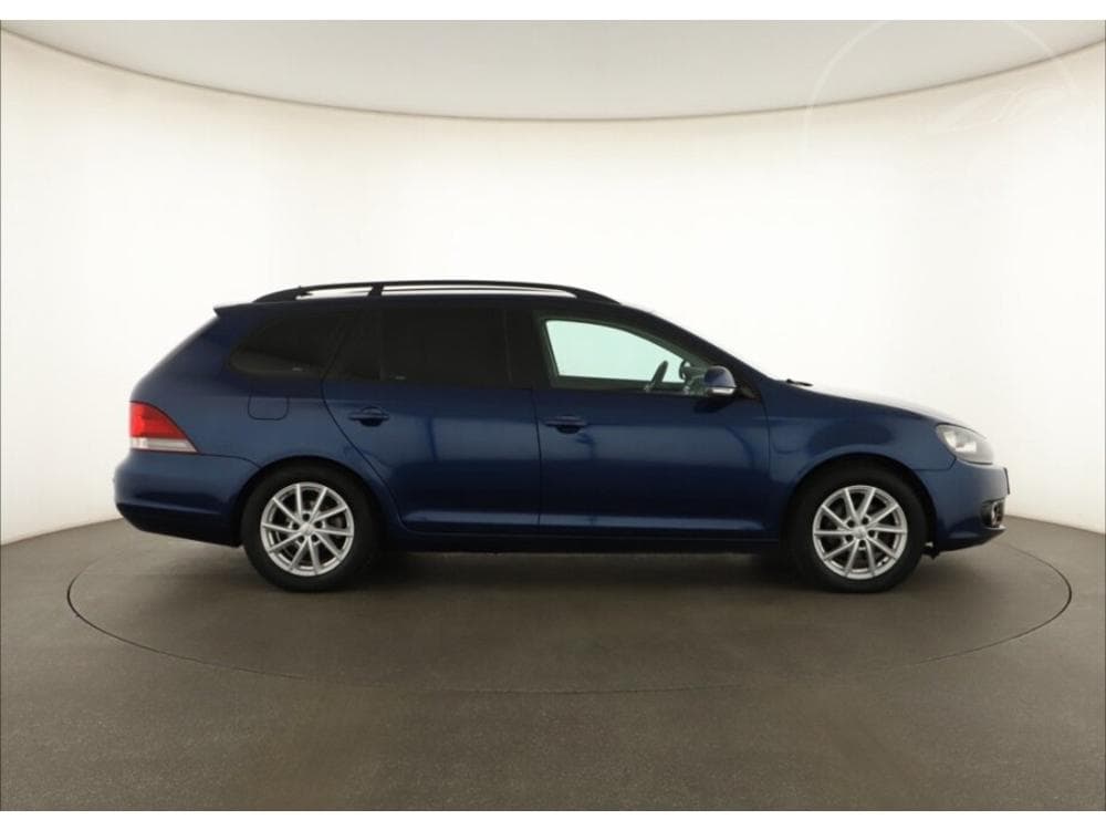 2010 Volkswagen GOLF - 6