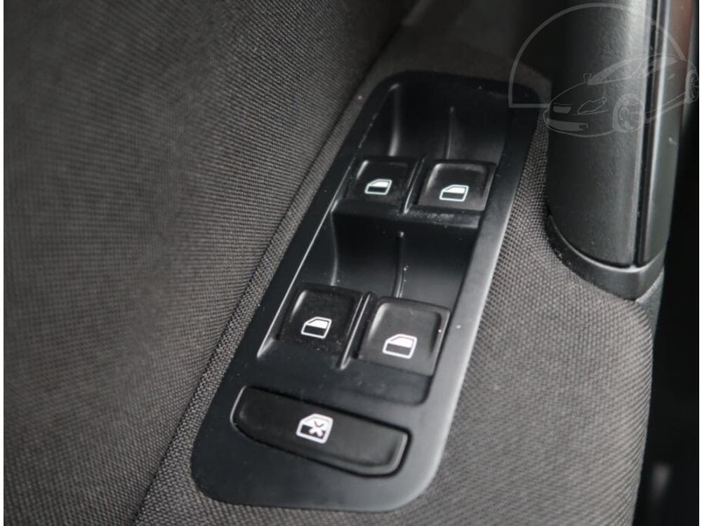 2014 Volkswagen GOLF - 13