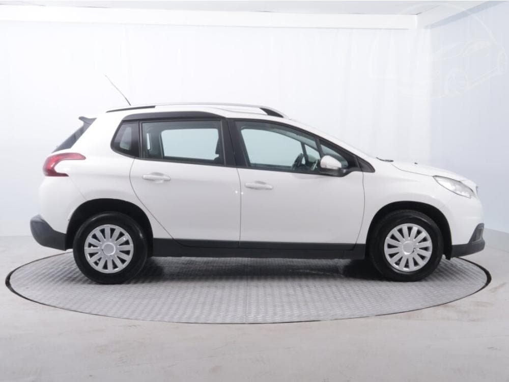 2017 Peugeot 2008 - 6