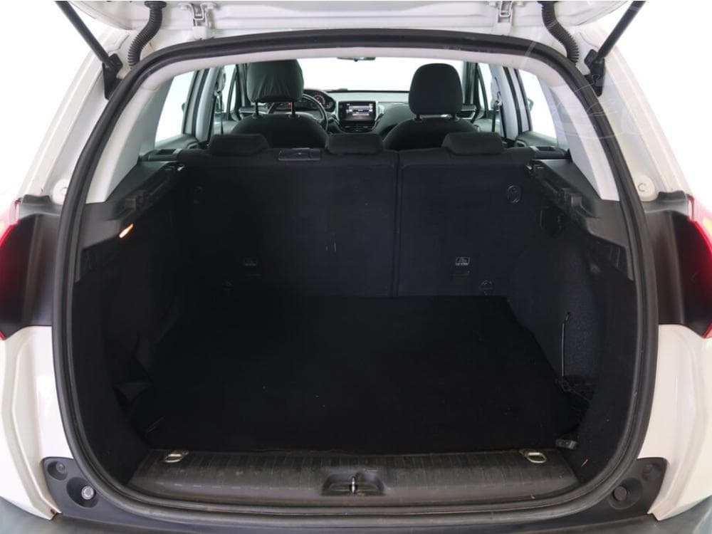 2017 Peugeot 2008 - 13