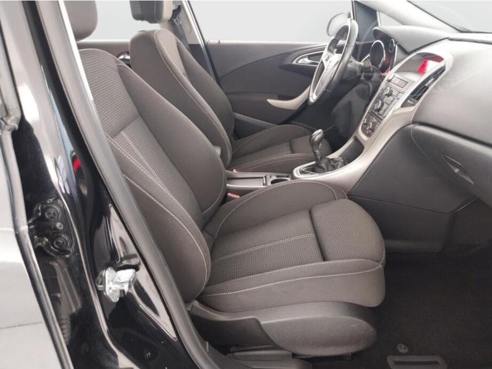 2011 Opel ASTRA - 9