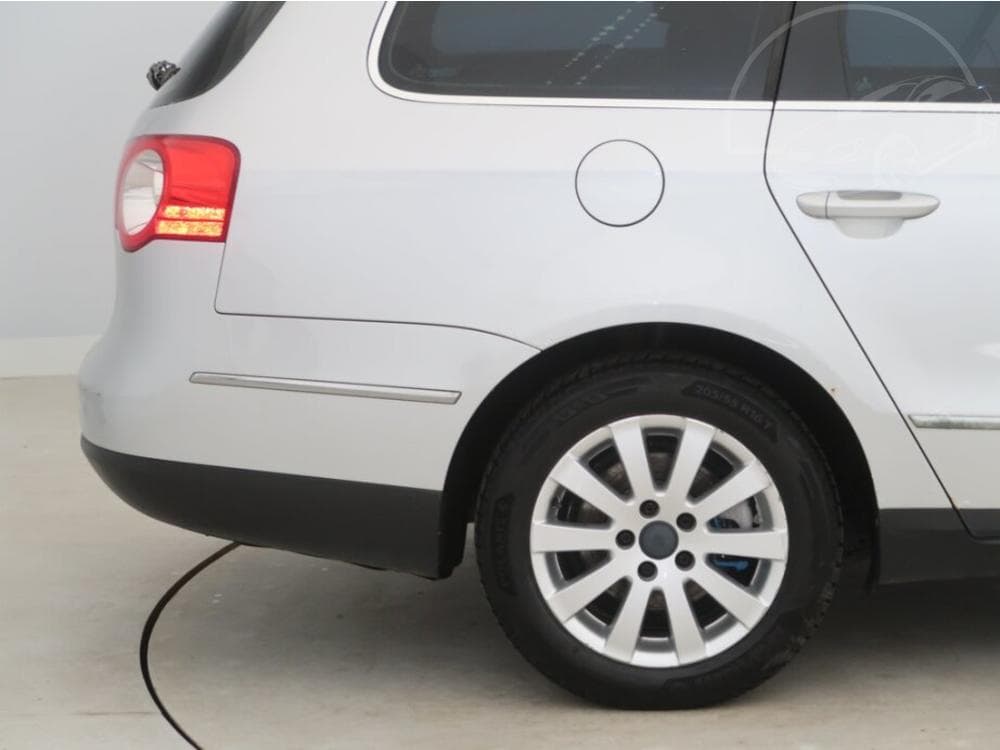 2007 Volkswagen PASSAT - 14