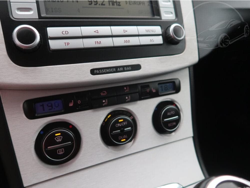 2007 Volkswagen PASSAT - 15