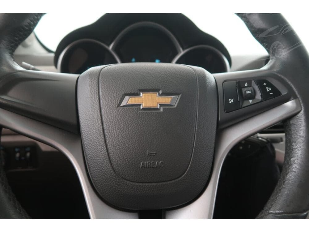 2009 Chevrolet CRUZE - 15