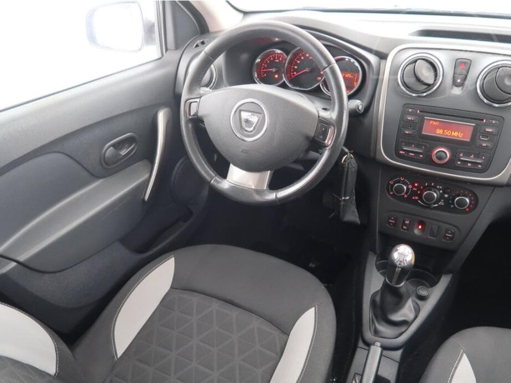 2016 Dacia SANDERO - 7
