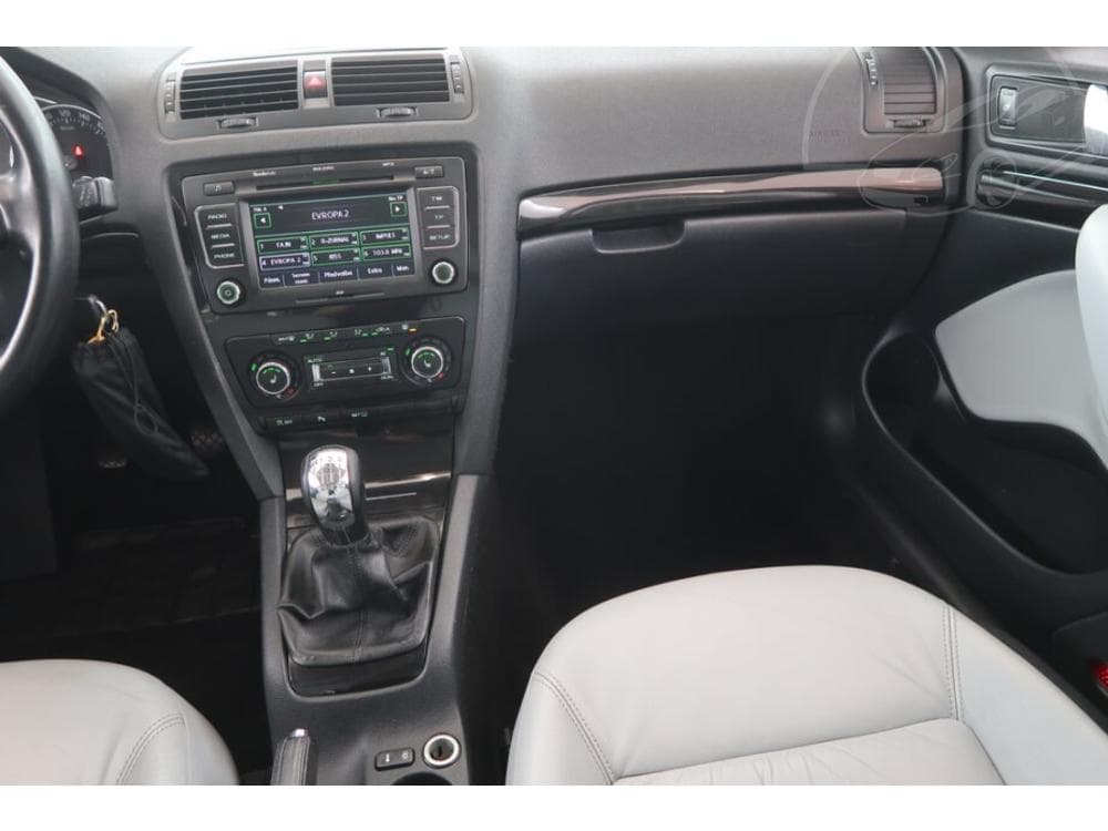 2011 Škoda OCTAVIA - 8