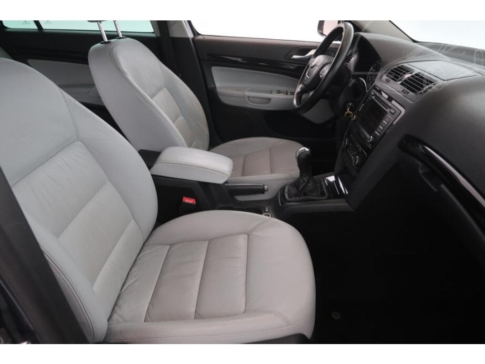 2011 Škoda OCTAVIA - 9