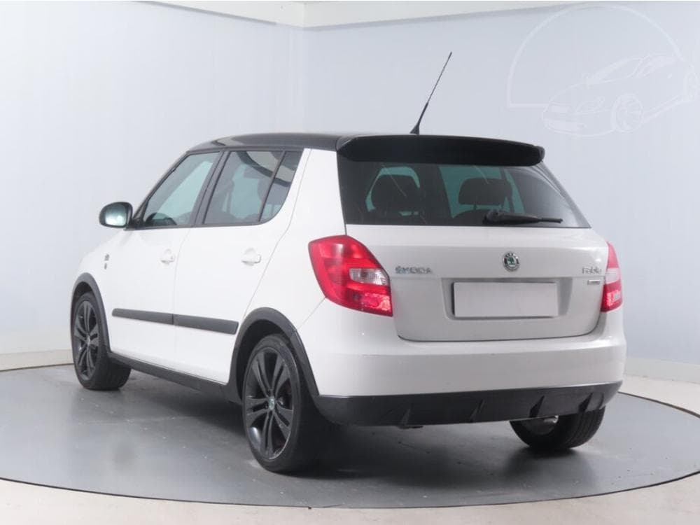 2011 Škoda FABIA - 4