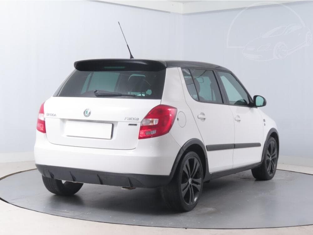2011 Škoda FABIA - 5
