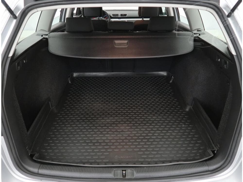2012 Volkswagen PASSAT - 14