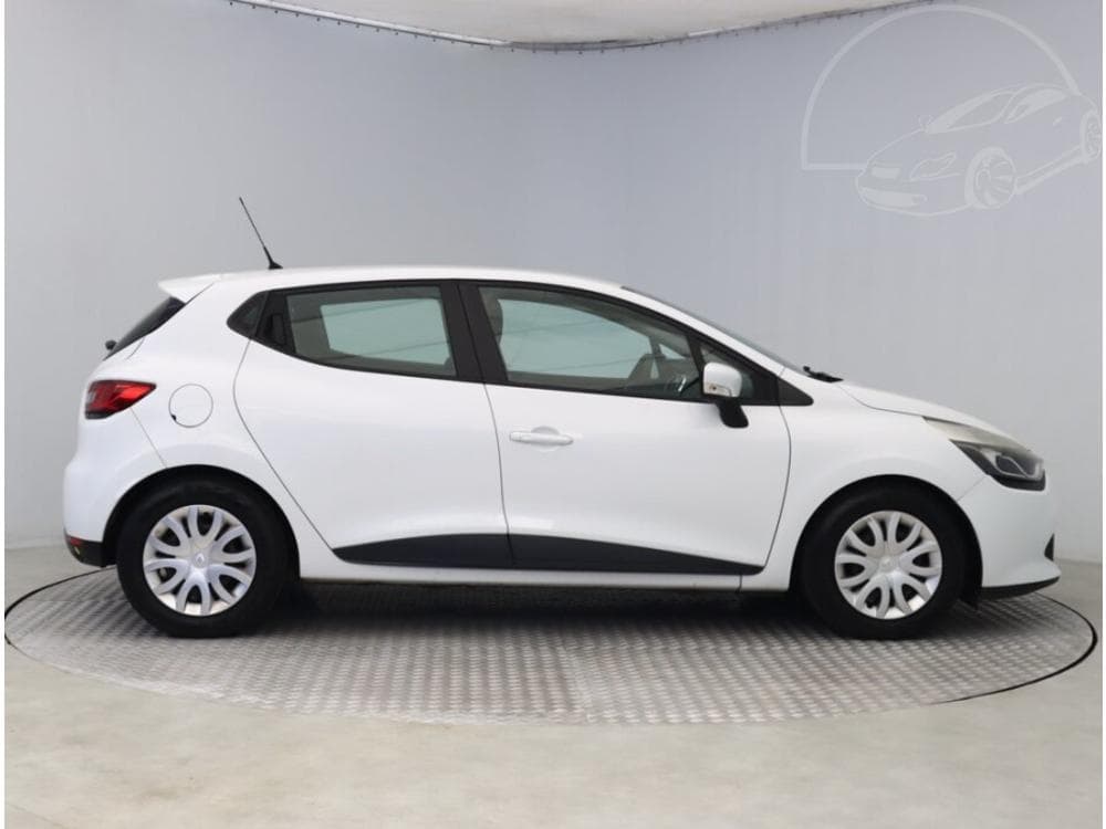 2015 Renault CLIO - 6