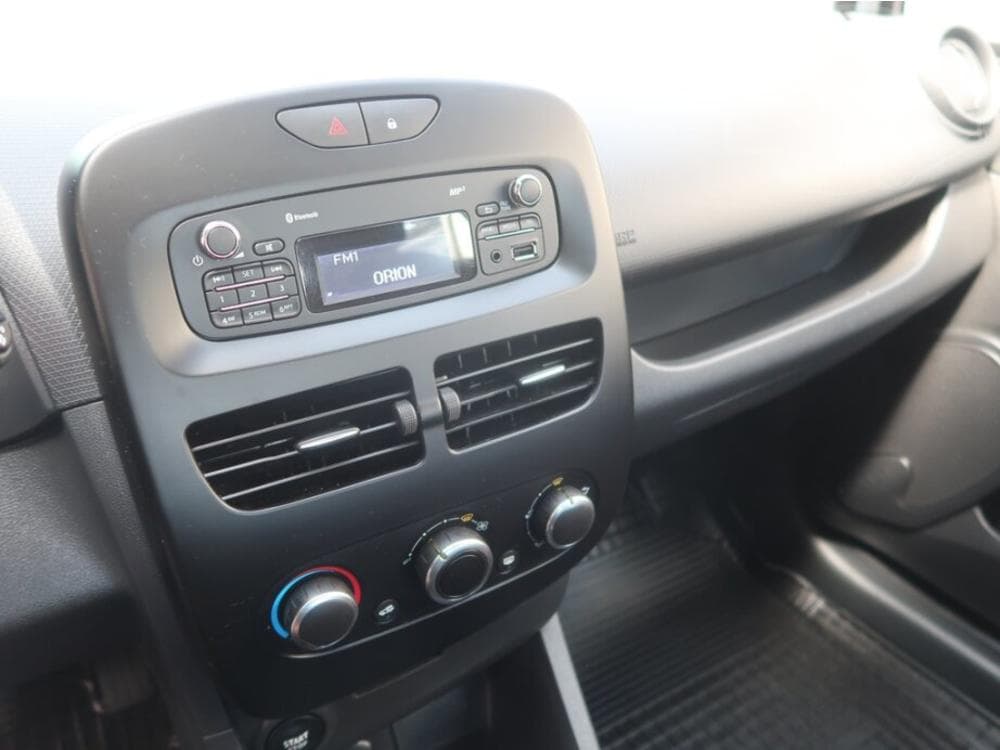 2015 Renault CLIO - 12