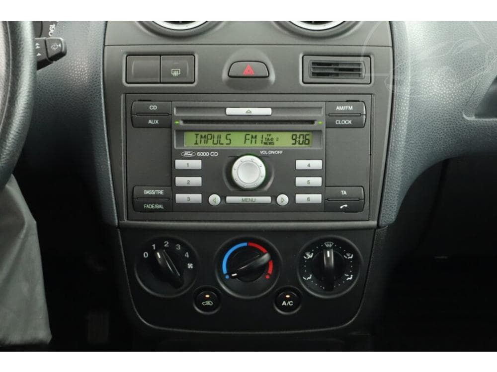 2007 Ford FIESTA - 9