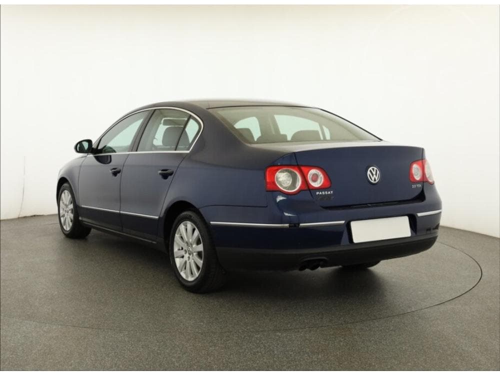 2007 Volkswagen PASSAT - 4
