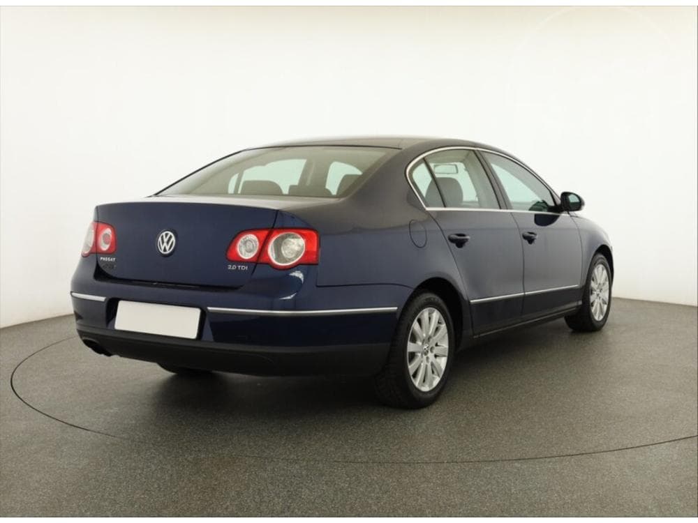 2007 Volkswagen PASSAT - 5