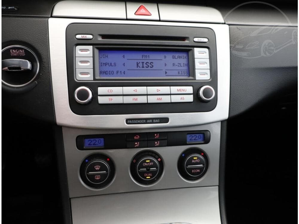 2007 Volkswagen PASSAT - 9