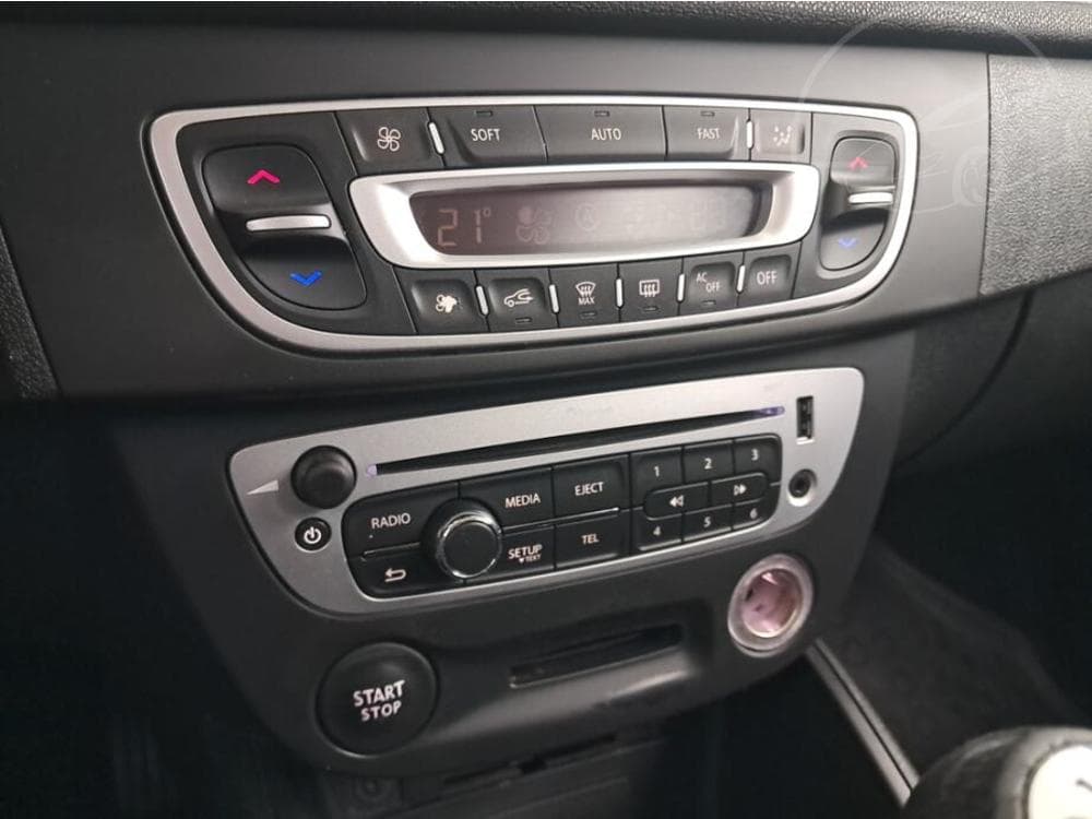 2012 Renault MEGANE - 15