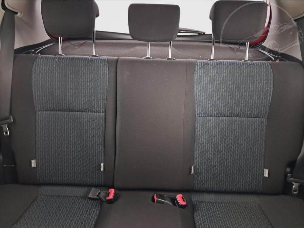 2011 Toyota YARIS - 10