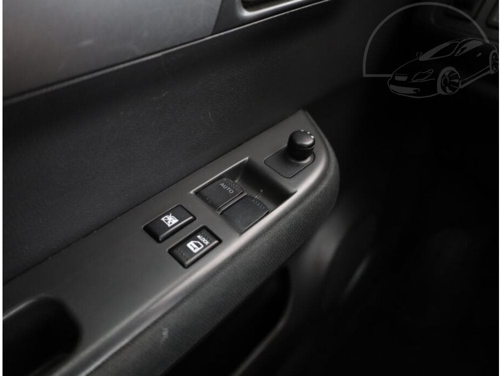 2010 Suzuki SWIFT - 12
