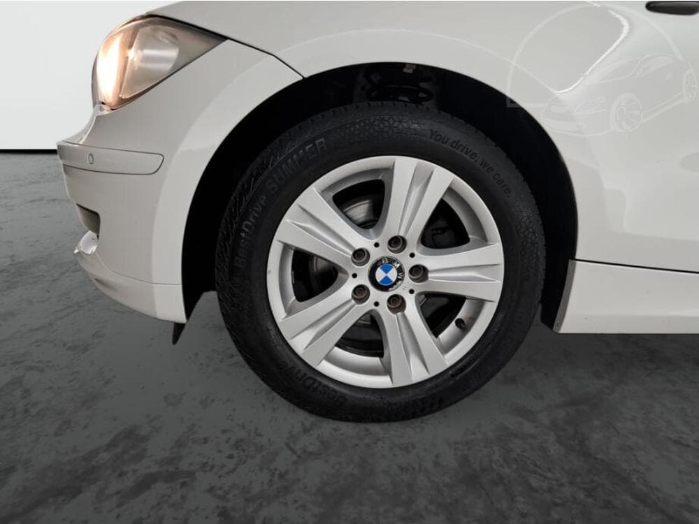 2011 BMW 1-SERIES - 15