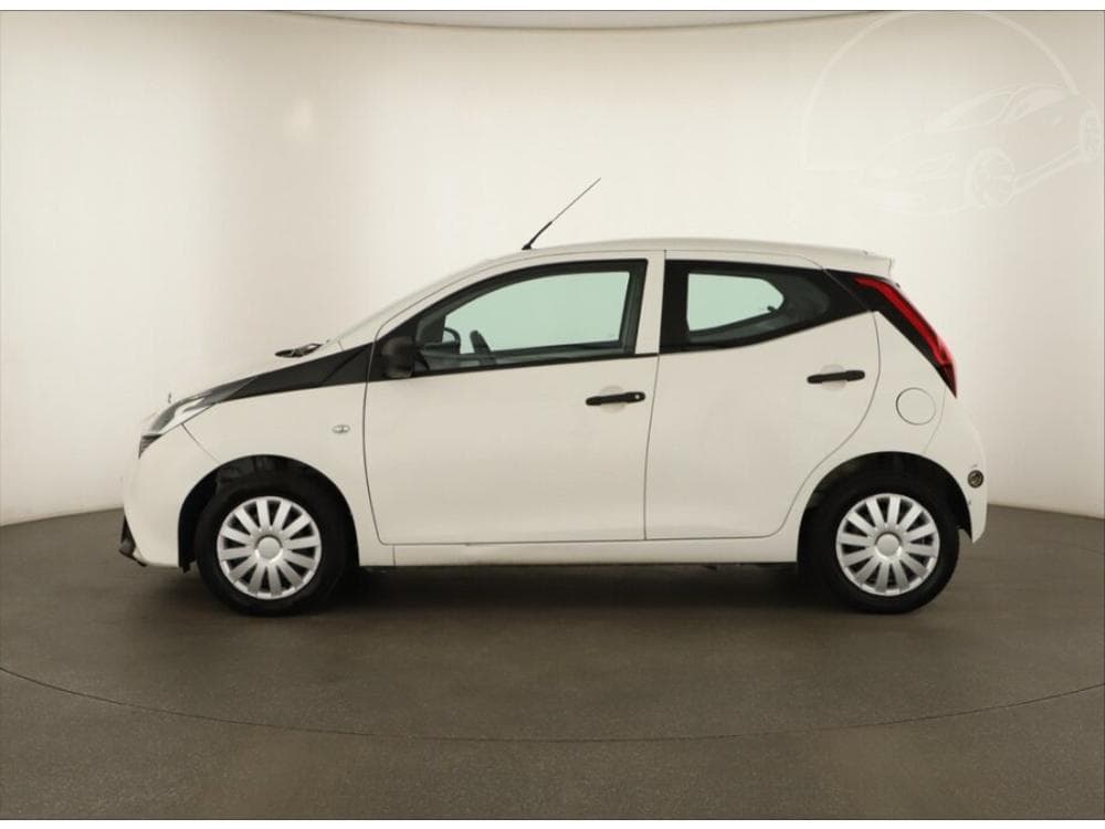 2021 Toyota AYGO - 3
