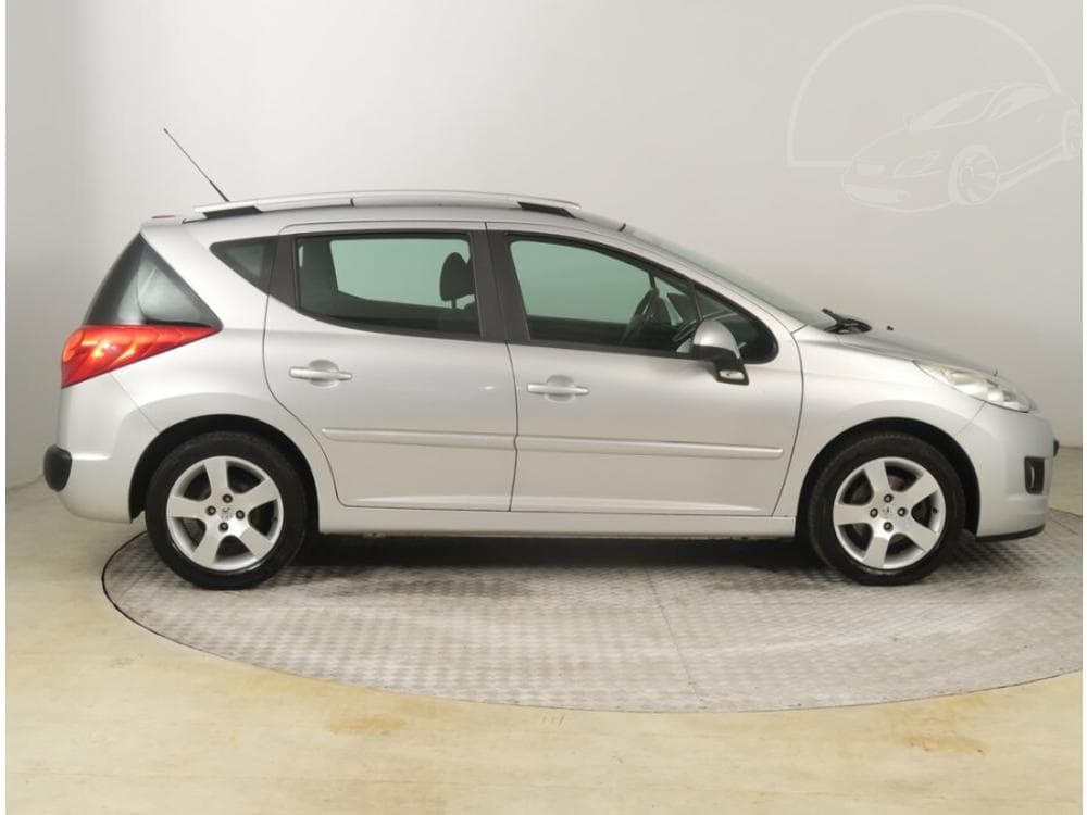 2012 Peugeot 207 - 6