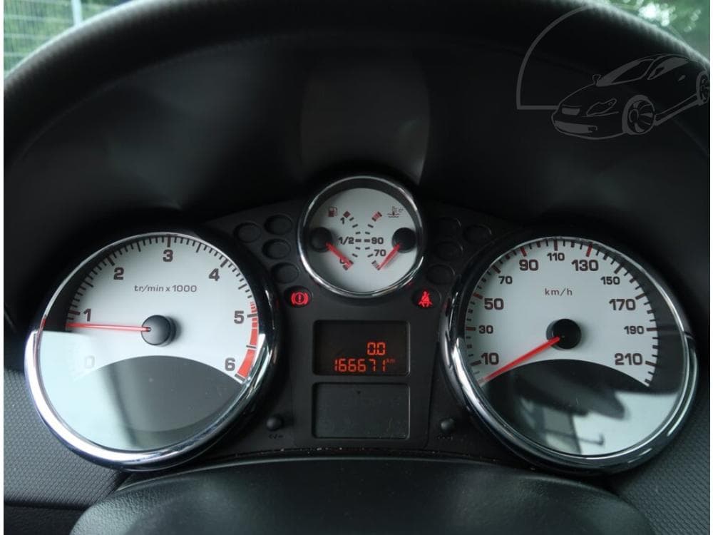 2012 Peugeot 207 - 11
