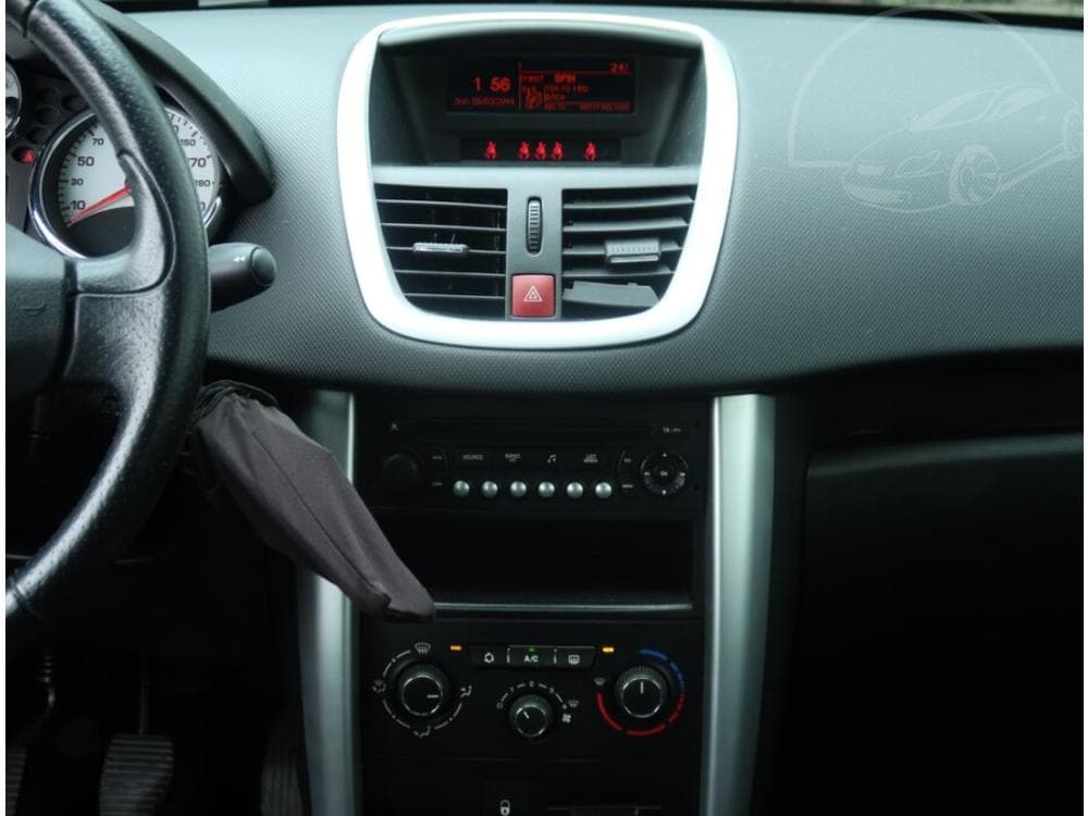 2012 Peugeot 207 - 12