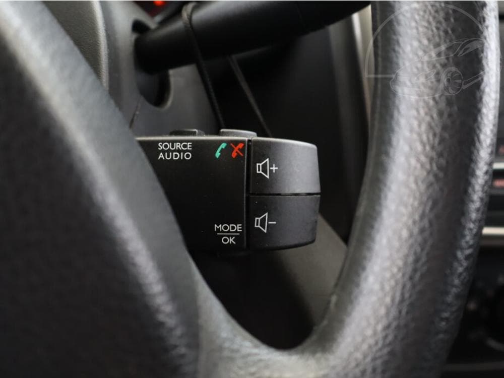 2014 Dacia LOGAN - 13