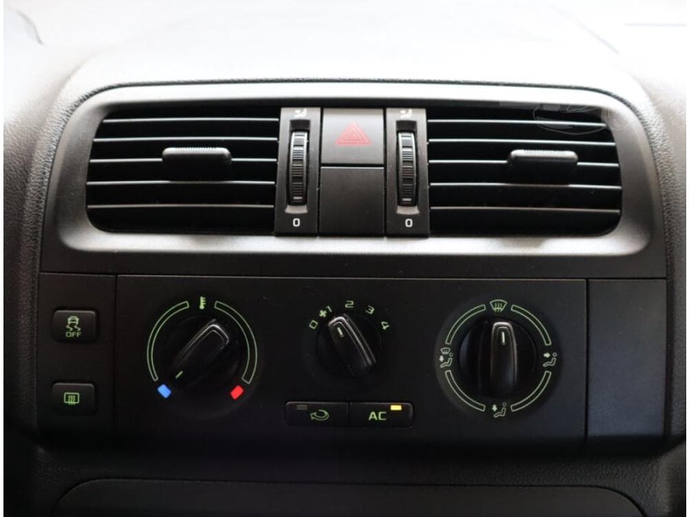 2012 Škoda ROOMSTER - 12