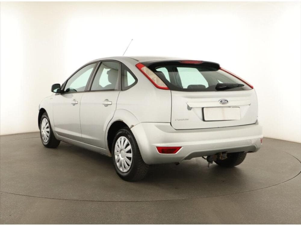 2009 Ford FOCUS - 4