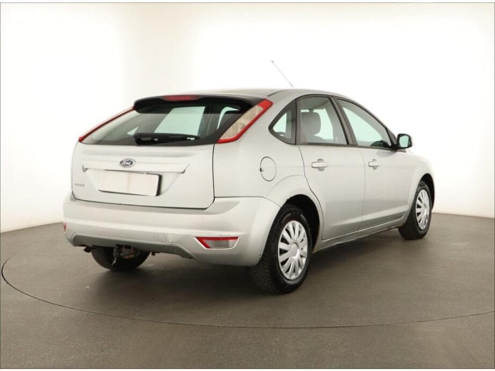 2009 Ford FOCUS - 5