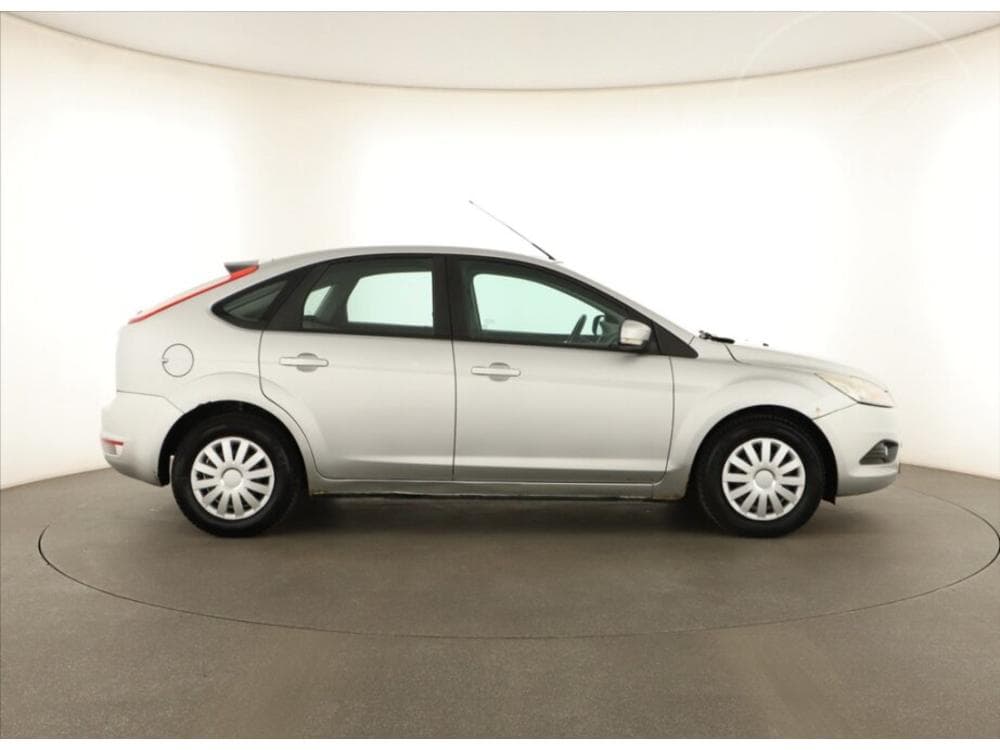 2009 Ford FOCUS - 6
