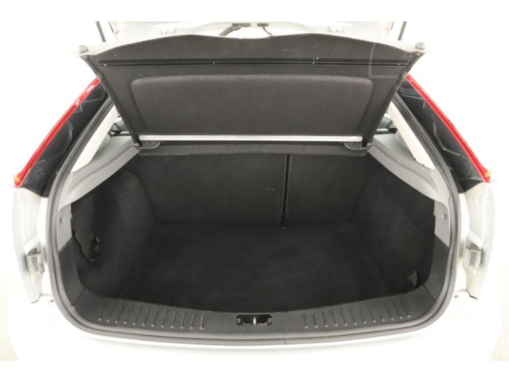2009 Ford FOCUS - 10