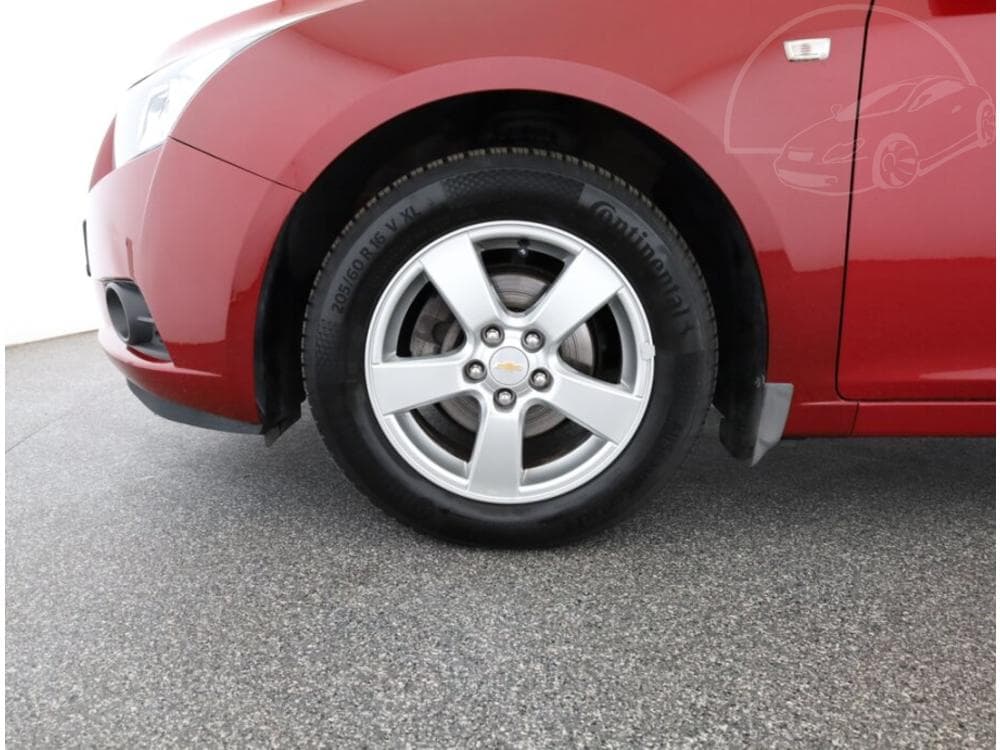 2012 Chevrolet CRUZE - 13
