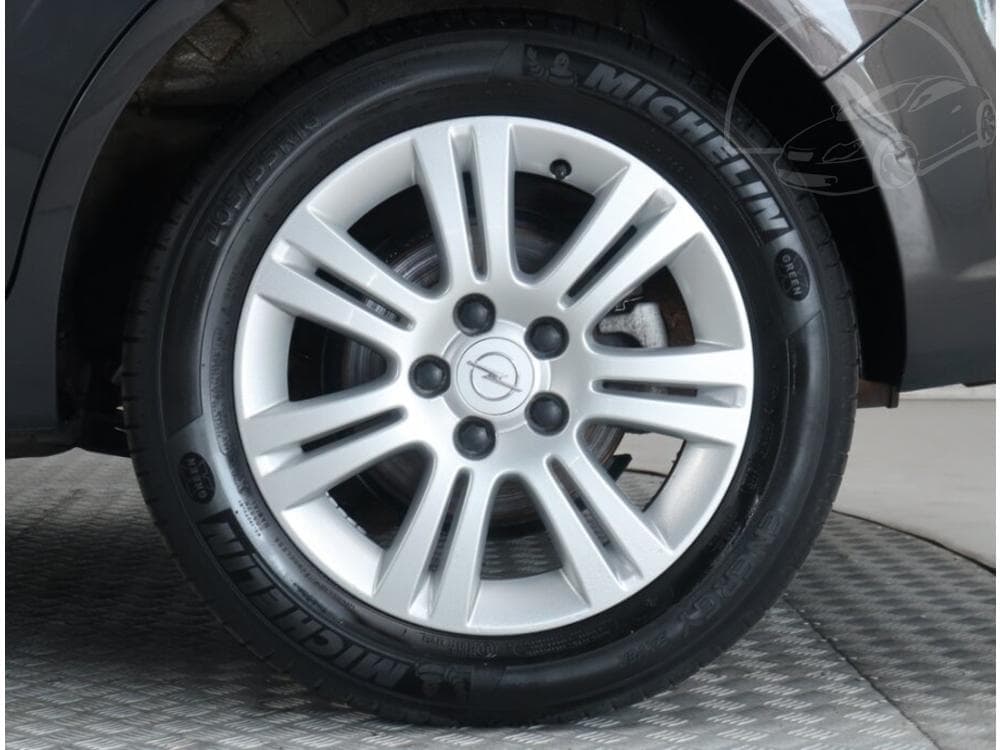 2013 Opel ZAFIRA - 14