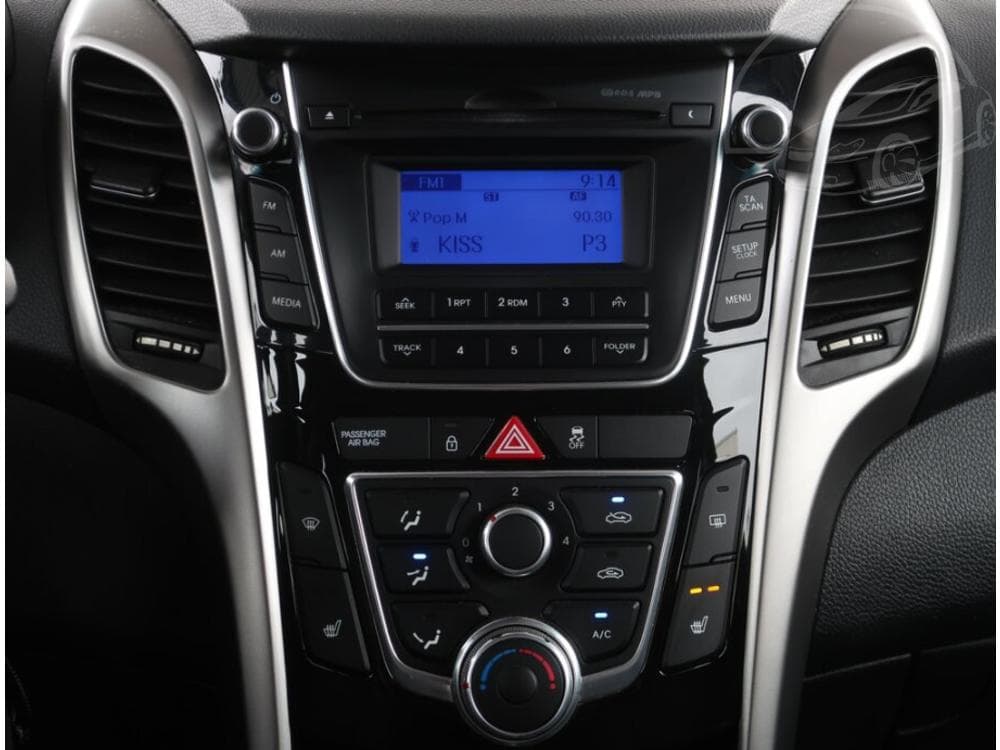 2012 Hyundai i30 - 12