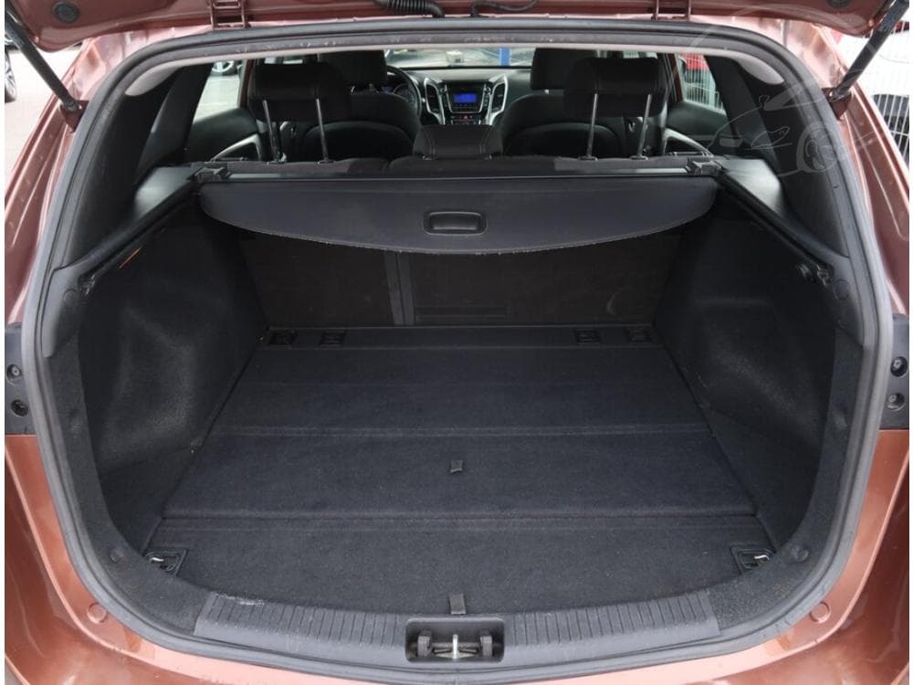 2012 Hyundai i30 - 13