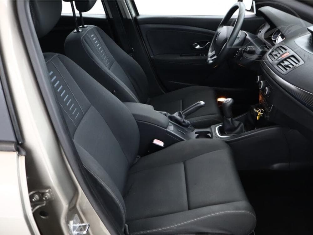 2009 Renault MEGANE - 7