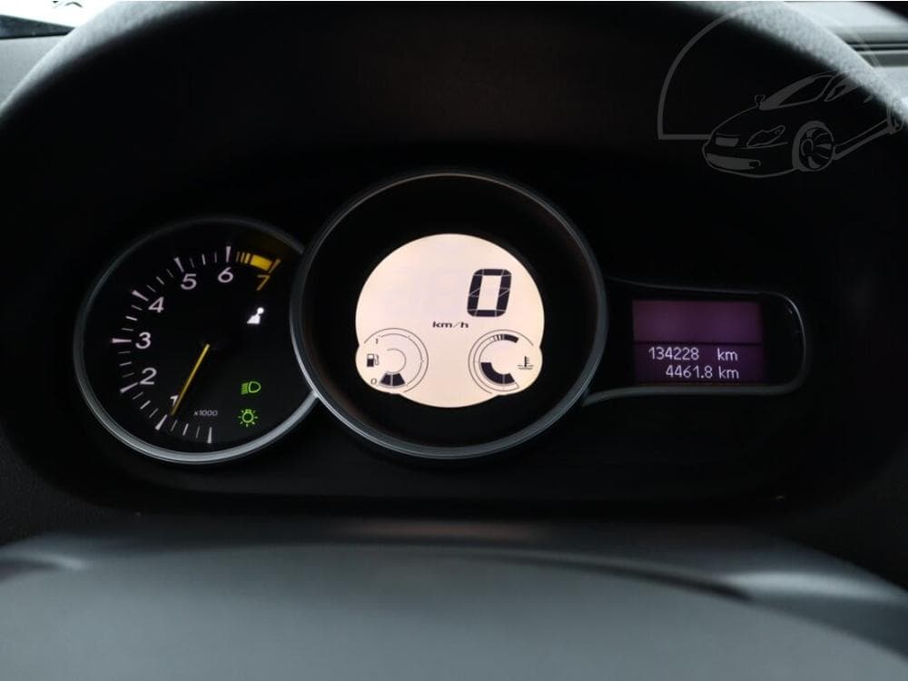 2009 Renault MEGANE - 9