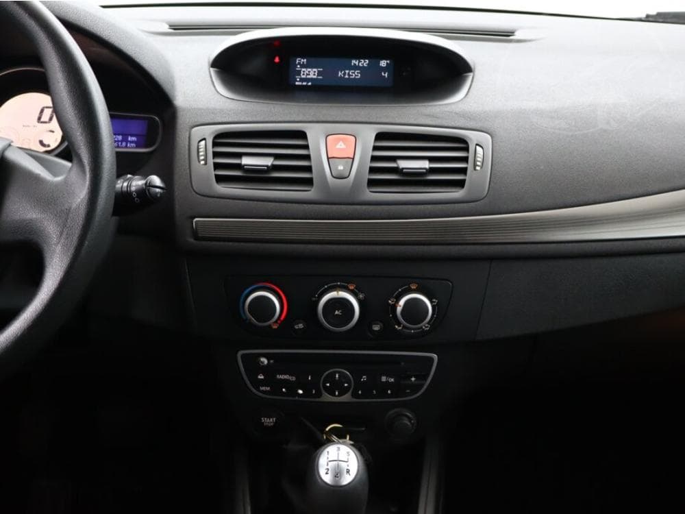 2009 Renault MEGANE - 10